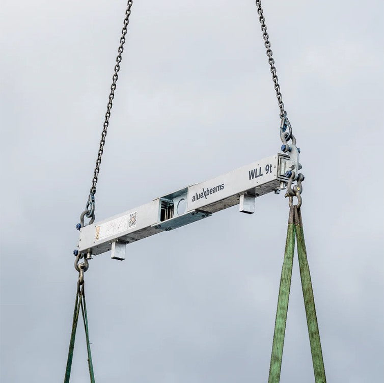 Ladda bild i galleriet, Aluexbeams Aluex Spridarbalk STR 9  Aluminium 2520-3870 mm WLL 9T
