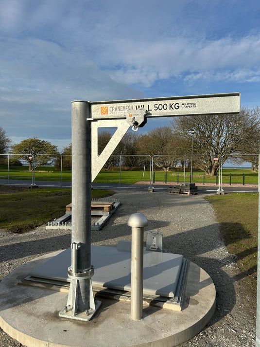 LiftingXperts Pelarsvängkran Galvad  WLL 125kg Arm: 1,2m HU: 1,7m WLL 0.1 T