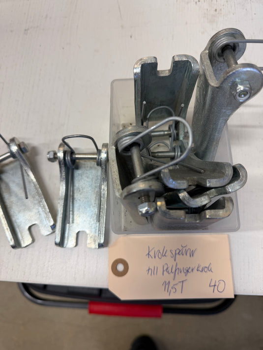 40)  Krokspärr till PALFINGER- krok WLL 11.5T  Visningsex.NU: 70:-